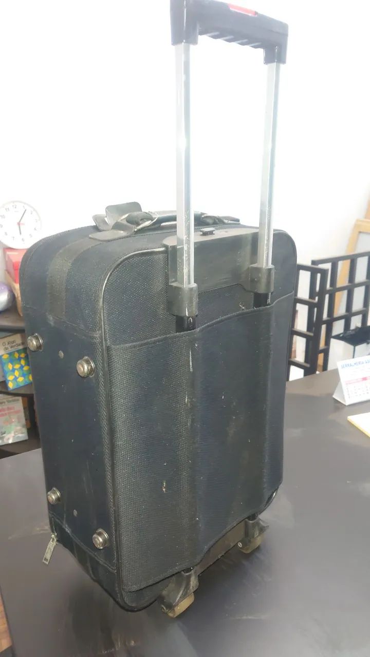 Mala viagem 30 litros  - Foto 2