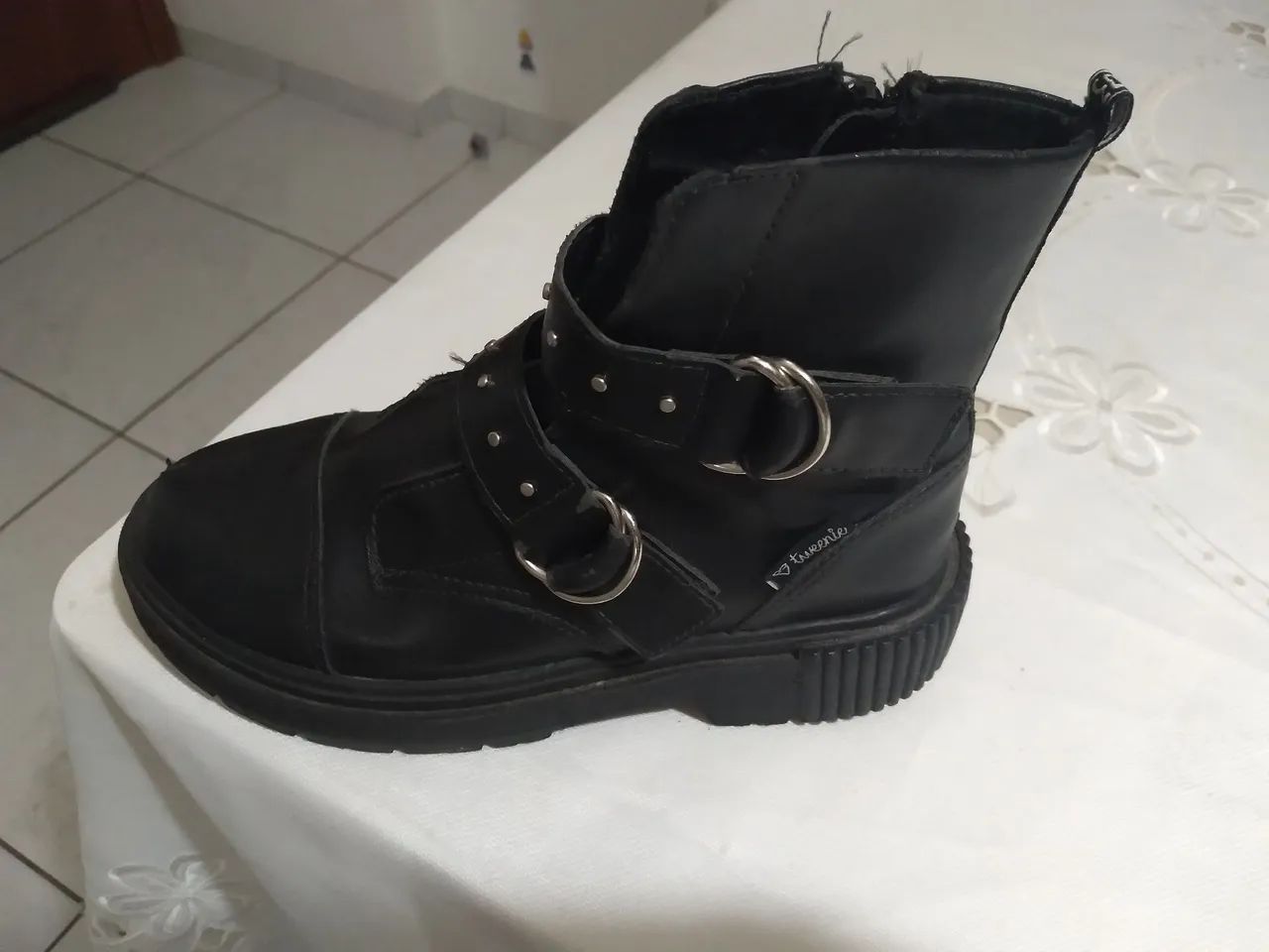 Bota Preta Linda