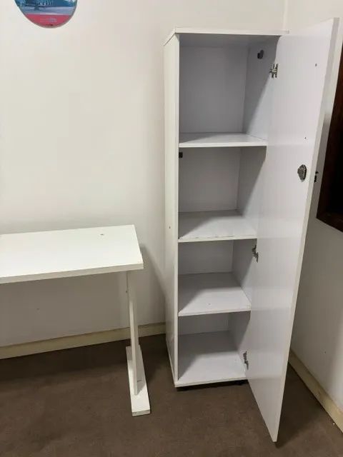 Escrivaninha e Armário - Foto 2