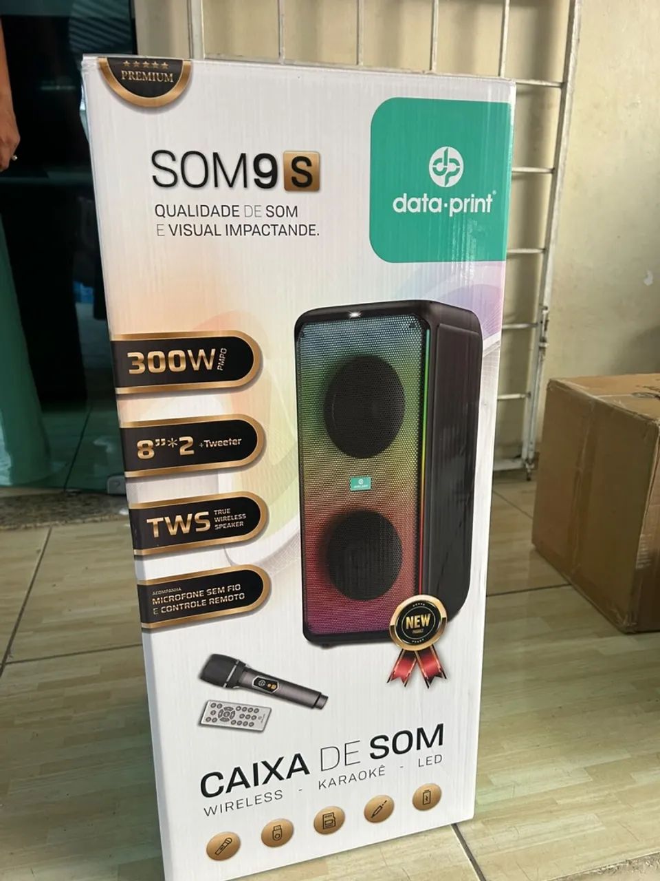 CAIXA DE SOM BLUETOOTH NOVA!! 