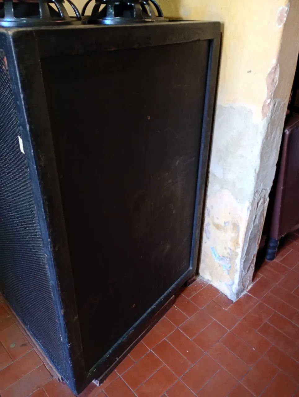 CAIXAS DE SUB GRAVE COM ÀS TELAS E RIPADAS MATERIAL NAVAL  - Foto 2
