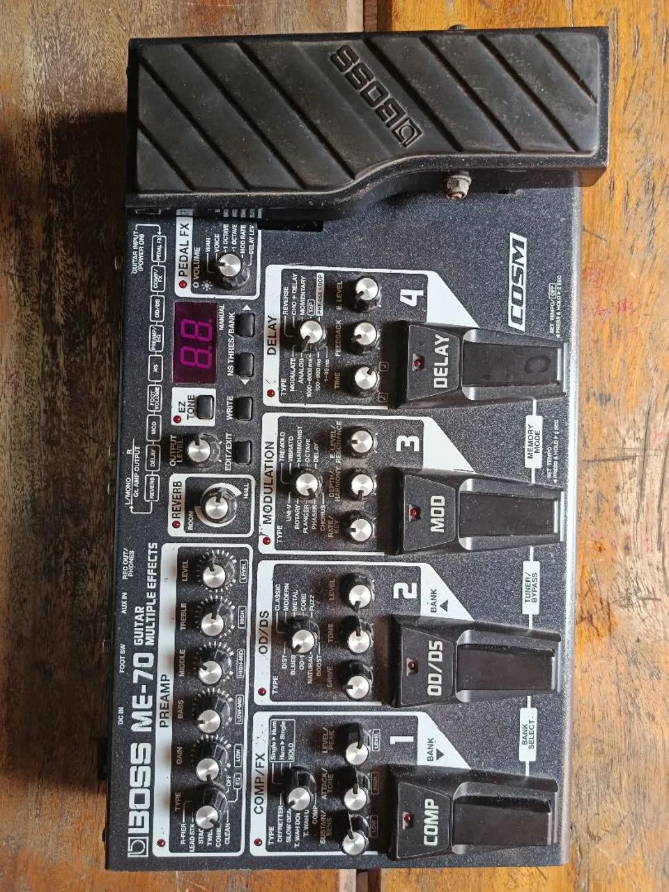 Pedaleira multi efeitos Boss Me-70 - Instrumentos musicais - Uraim