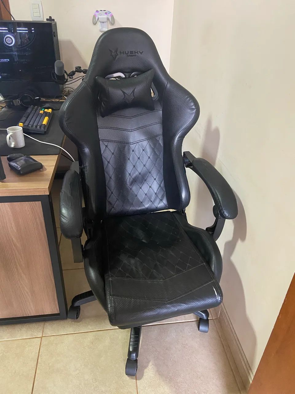 Cadeira Gamer Husky Tempest 700 Preta com apoio para pés - Foto 4