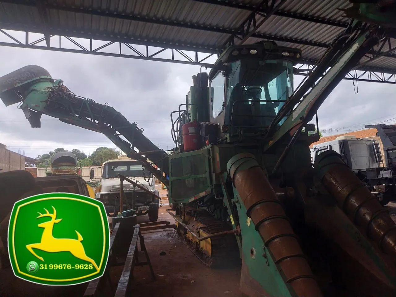 Colhetadora de cana Jonh Deere 3520 com kit muda  - Foto 2