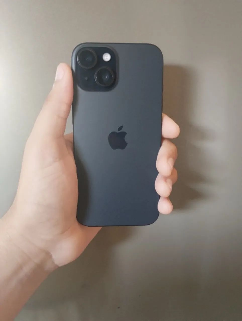 iPhone 15 128GB Preto