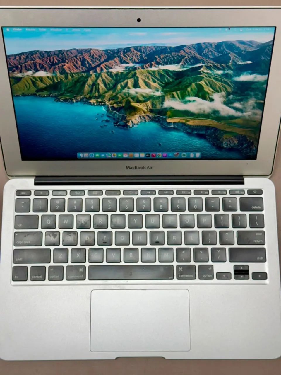 MacBook Air 11? Intel Core i5 com SSD e carregador original - Foto 2