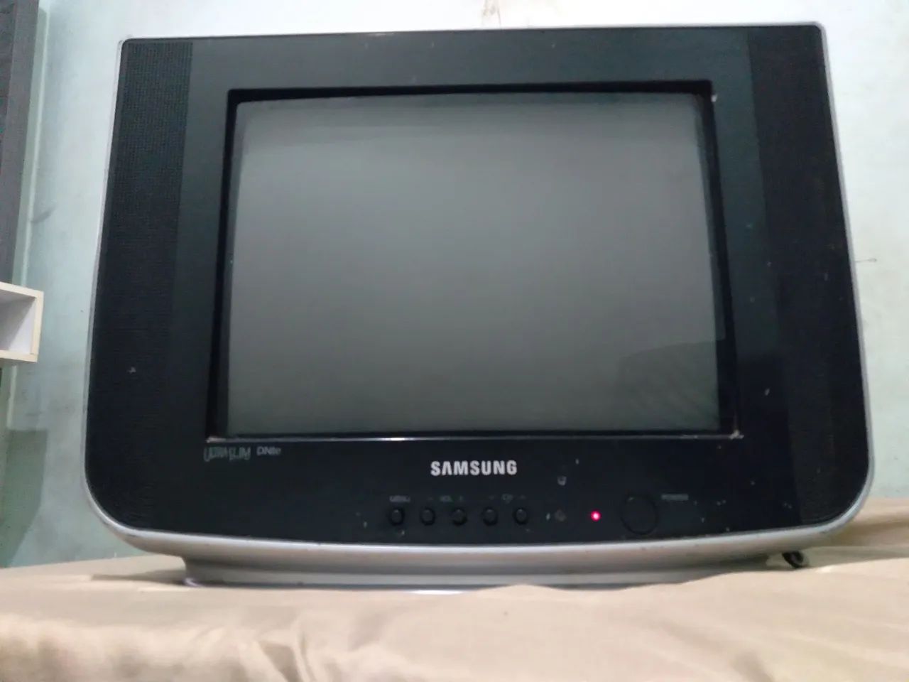 TV Samsung 14" Ultra Slim CRT - Funcionando Perfeitamente - Foto 2