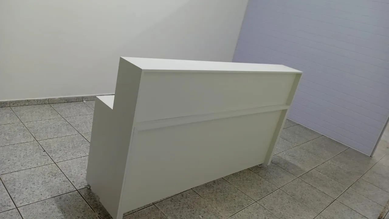 Balcão para loja com rodinha e gaveta - Foto 2