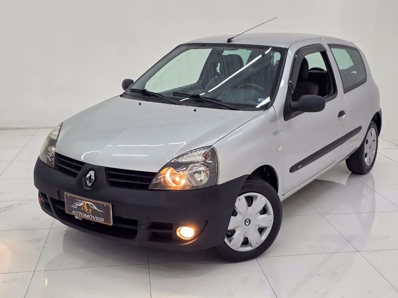 Renault Clio 2010 - Foto 5