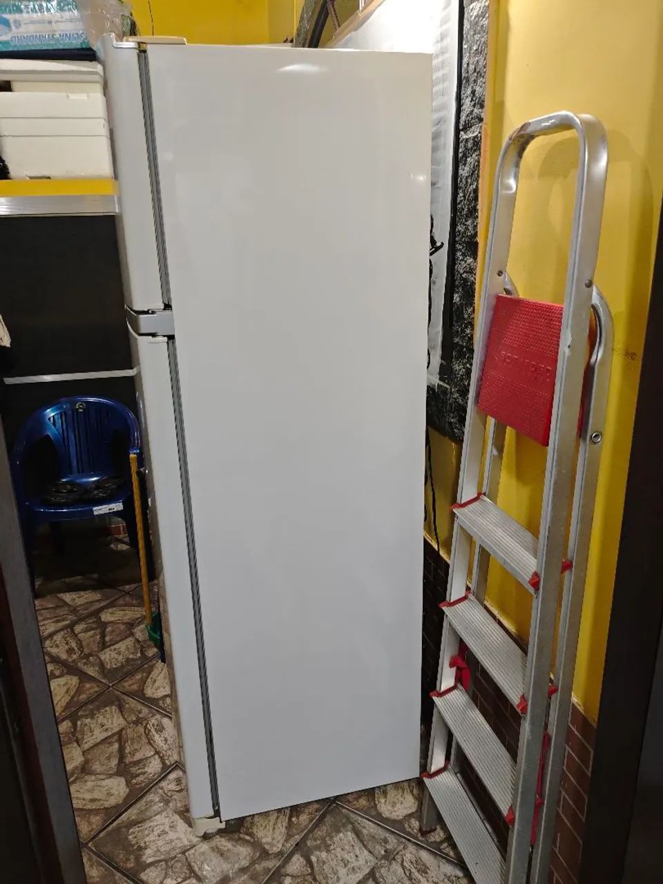 Geladeira Frost Free Brastemp 375L - Foto 2