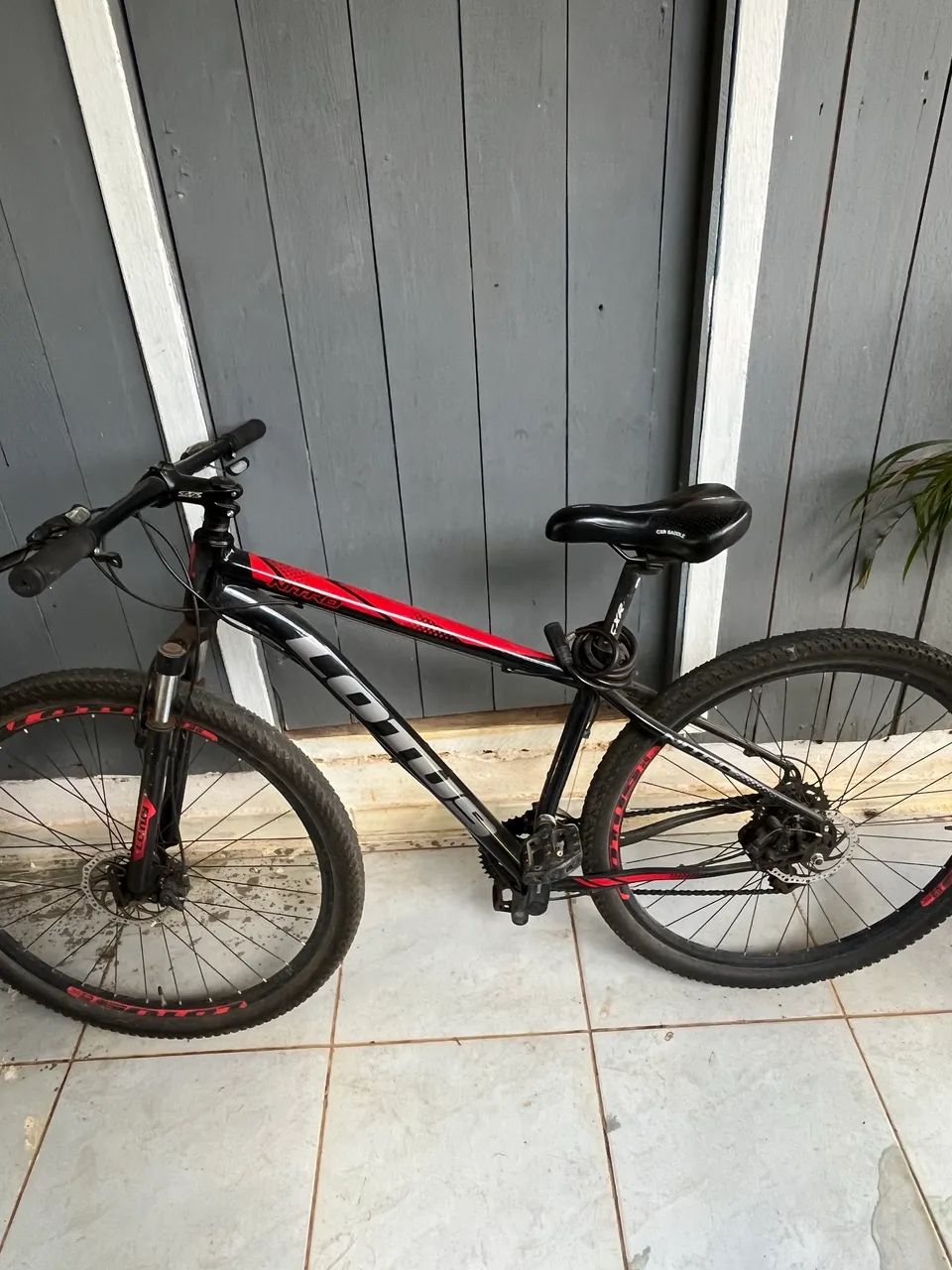 Vende se bicicleta 