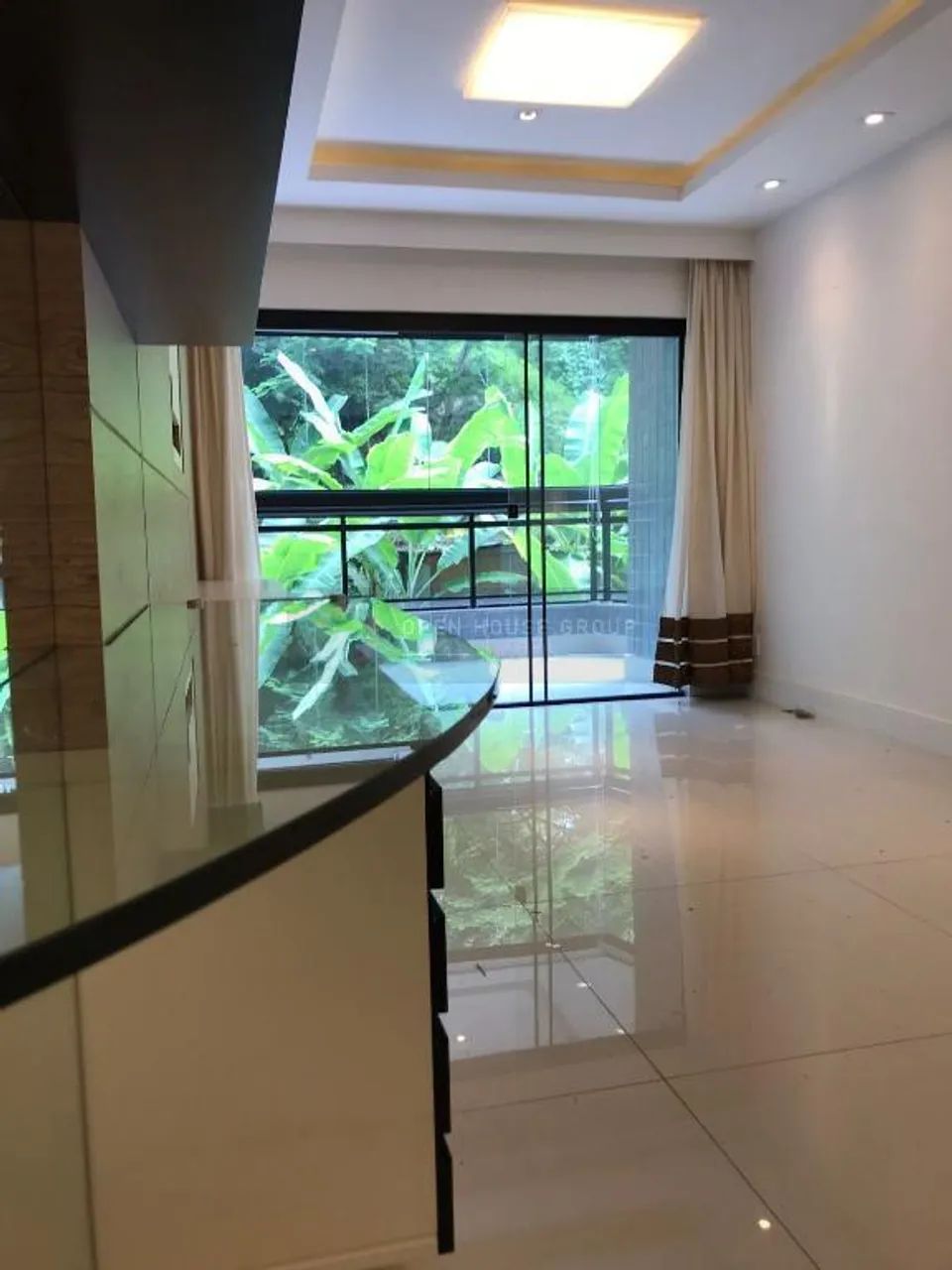 Open House Vende lindo e sofisticado 3 quartos no Condomínio Solar dos Torres - Ingá!