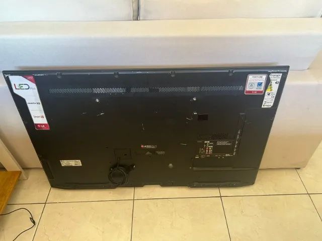 TV LG 47 polegadas para retirada de peças - Foto 3