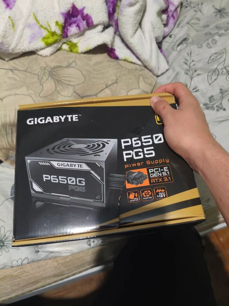 Fonte da gigabyte 650w em perfeito estado - Foto 3