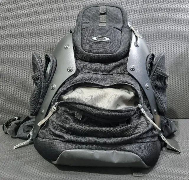 Mochila Oakley Hardshell (importada do Japão) - Foto 4