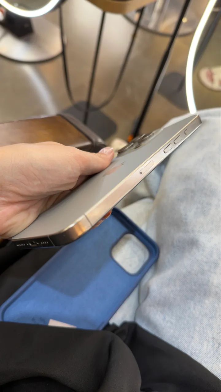 iPhone 16 pro max 256G cinza  - Foto 4