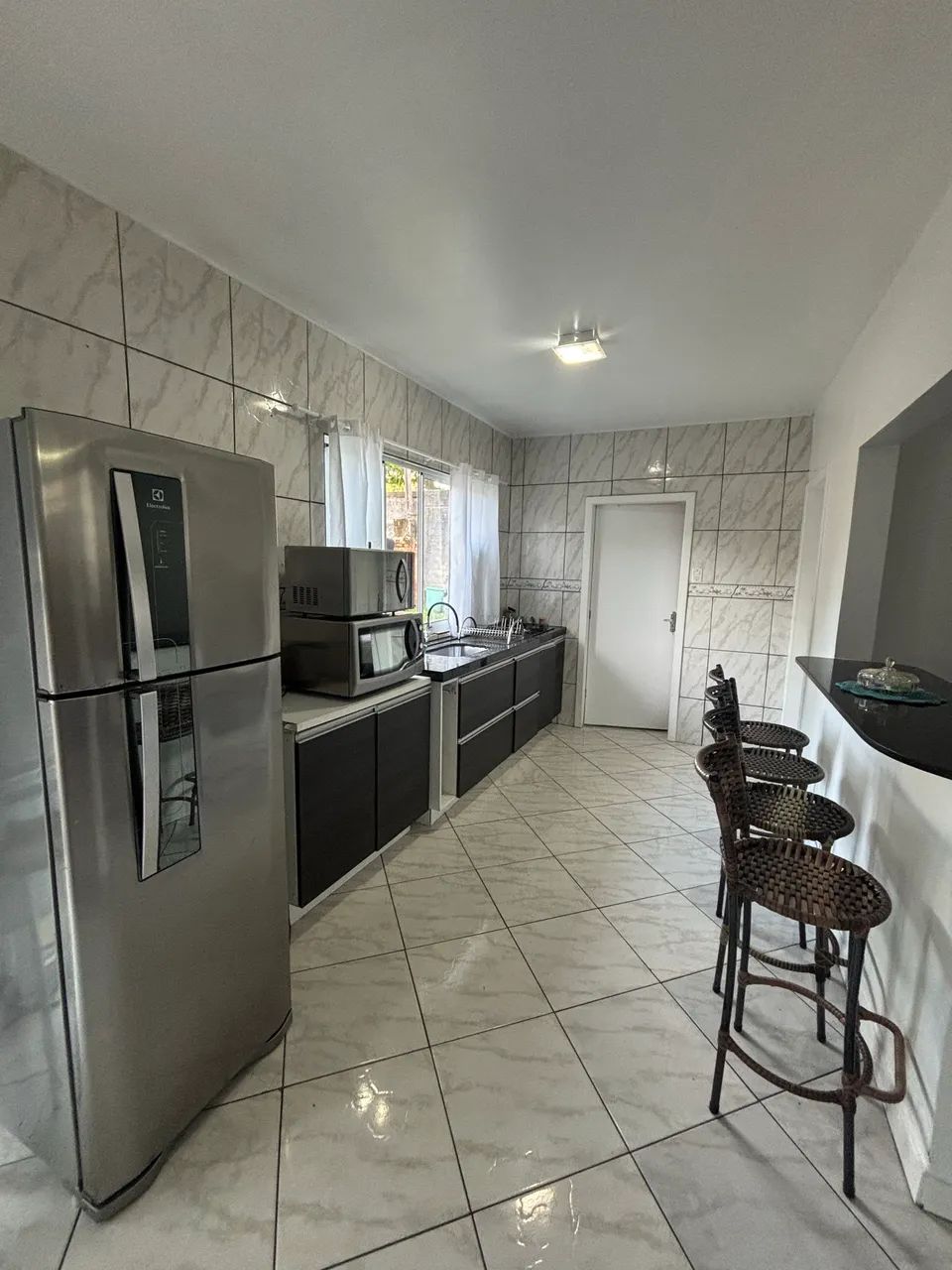 CASA PARA ALUGAR - COLONINHA | FLORIANÓPOLIS