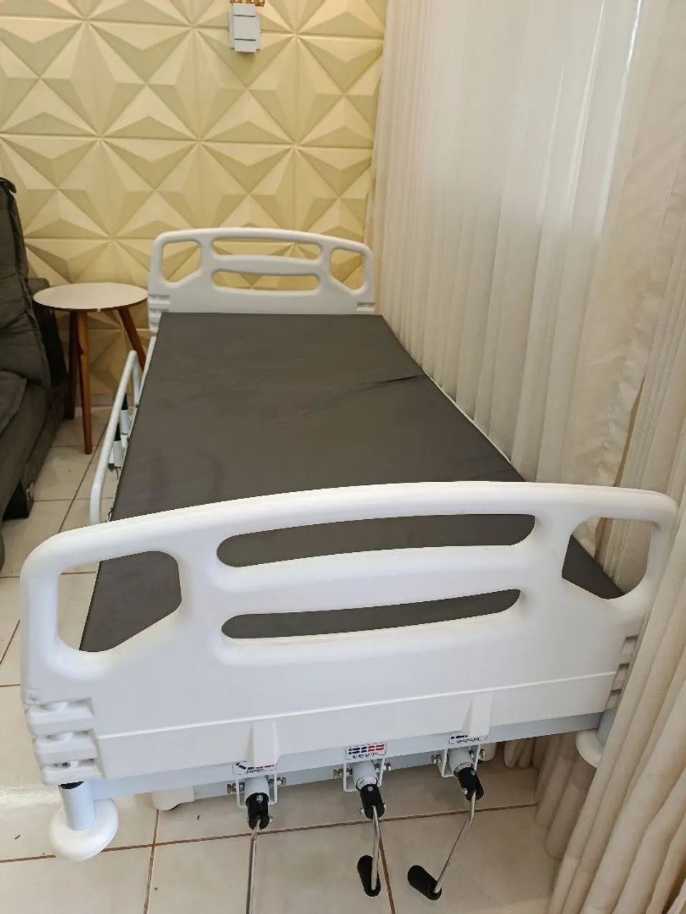 Cama hospitar com colchão impermeável  - Foto 3