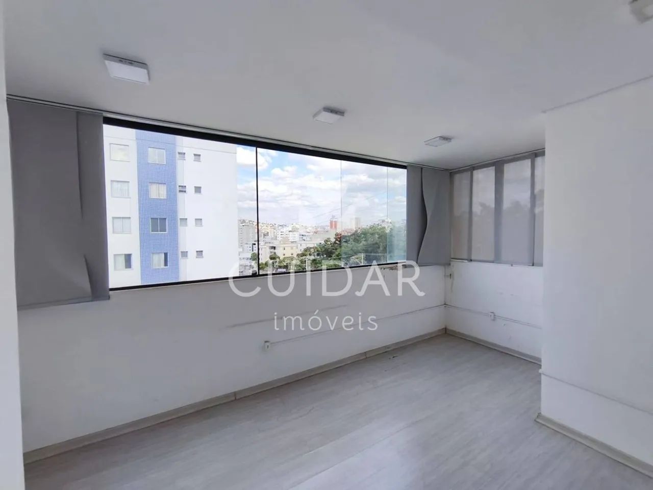 Sala de 40 m² para alugar no Castelo - Foto 2