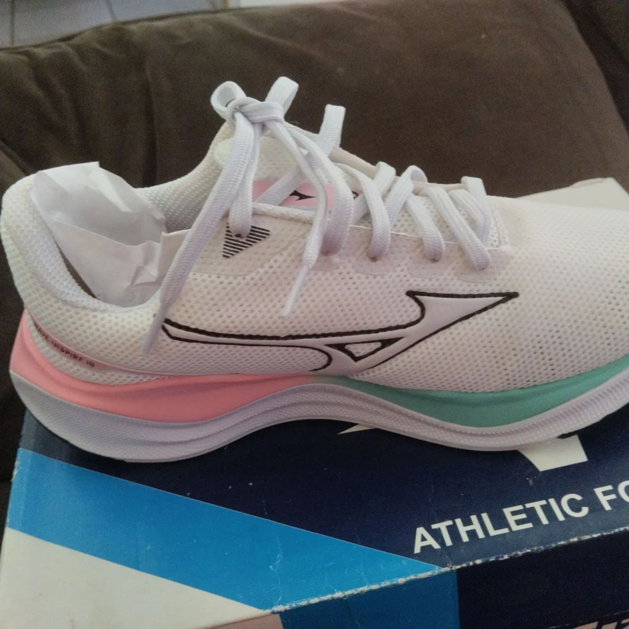 MIYU　38 Tênis Mizuno, primeira linha ,NOVO, 39, Branco ,Apenas 75,00