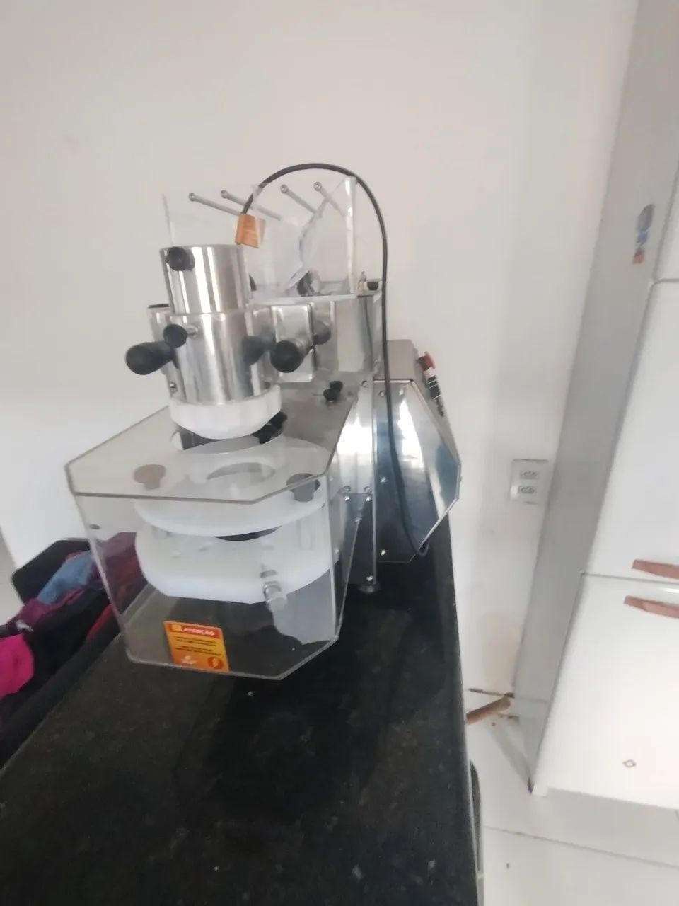 Máquina de modelar salgados  - Foto 2