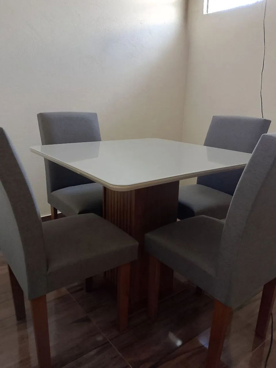 Mesa de vidro de 4 cadeiras  - Foto 2