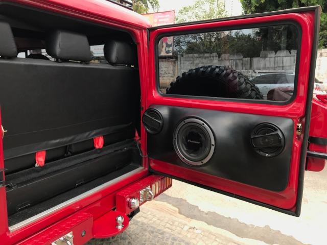 Toyota Bandeirante, vendo, troco por veículo ou imóvel - Foto 8