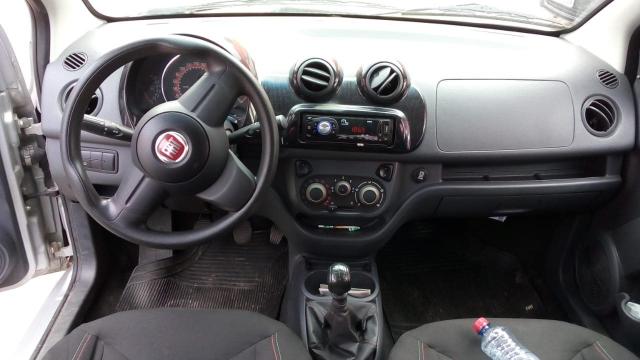 FIAT UNO 2013/2014 1.0 EVO VIVACE 8V FLEX 4P MANUAL - Foto 4
