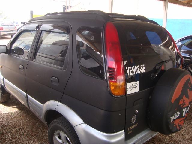 Daihatsu Terios 1.3 4X4 1998 preto Completo - Foto 4