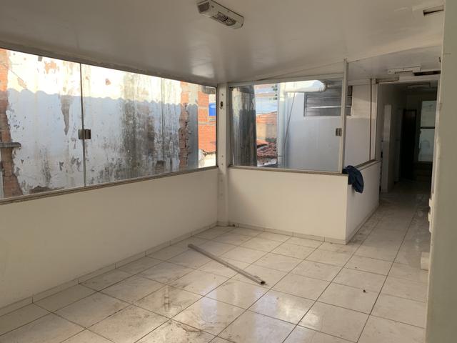 Aluga excelente ponto comercial em frente shopping da ilha (parte de cima) - Foto 10