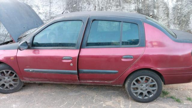 Vendo as peças do meu renault clio 1.0 2001