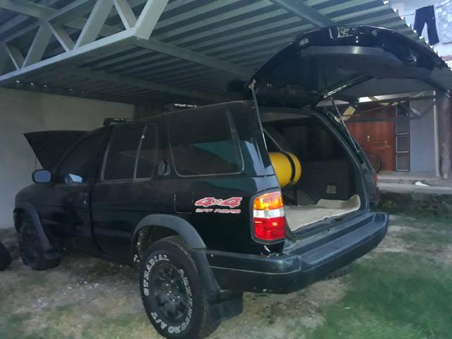 Nissan Pathfinder - Foto 2
