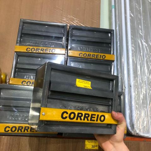 Caixa de Correio Metal Cinza e abertura por trás - Foto 2