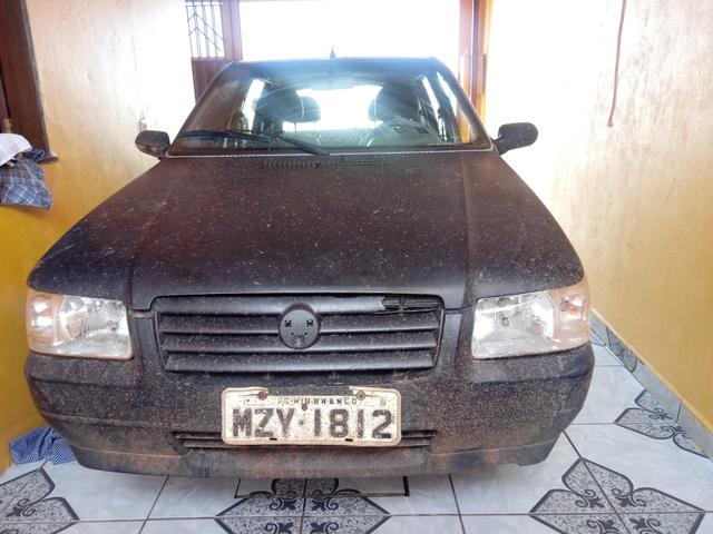 Vende-se um carro