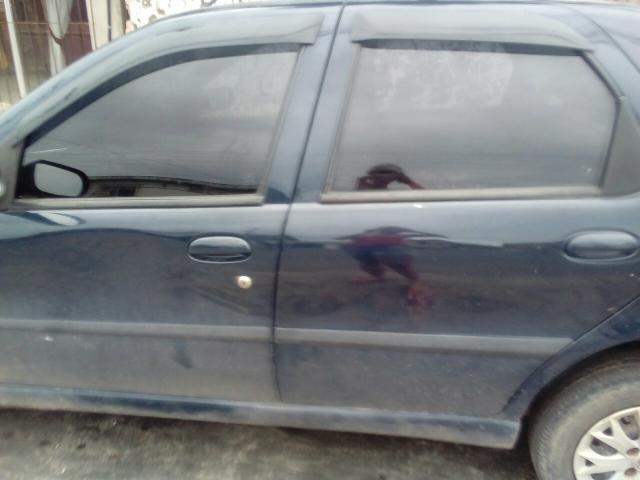 Vende-se carro palio 2005 completo celado e quitado sem multa - Foto 5