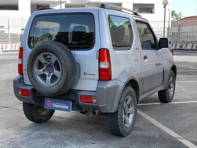 Lindo Suzuki Jimny 4sun 4x4 2015 com teto solar e couro. Oportunidade! - Foto 12