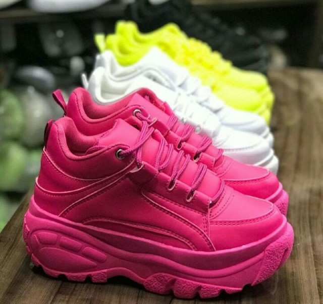 tenis buffalo neon