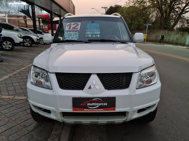 PAJERO TR4 2011/2012 2.0 4X4 16V 140CV FLEX 4P AUTOMÁTICO