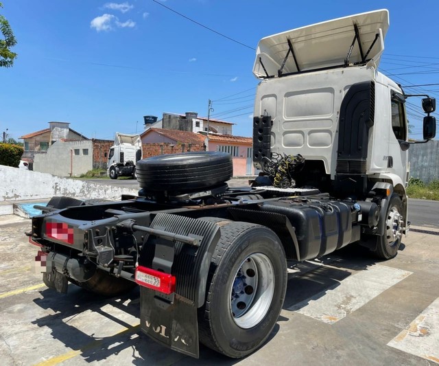 VOLVO VM 330 4X2 TOCO 6 UNIDADES