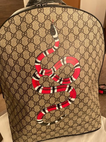 Mochila Gucci cobra  - Foto 4