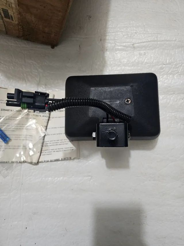 Case farol teto cabine novo original 229488A1 - Foto 5