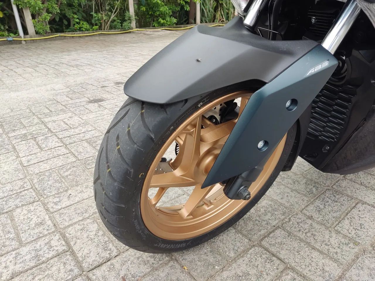 YAMAHA / XMAX 250  2024  500 km rodados impecável sem detalhes, a única nesse valor! - Foto 11