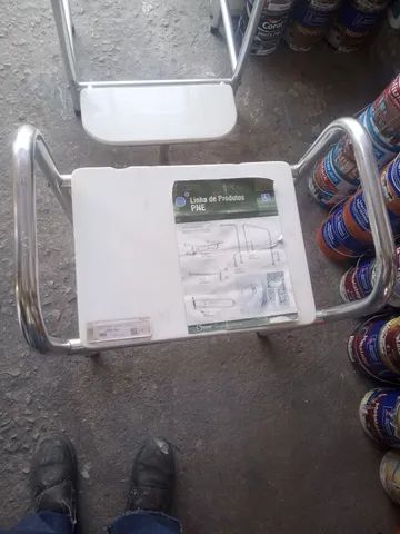 Cadeira de banho inox ideal para idosos - Foto 2