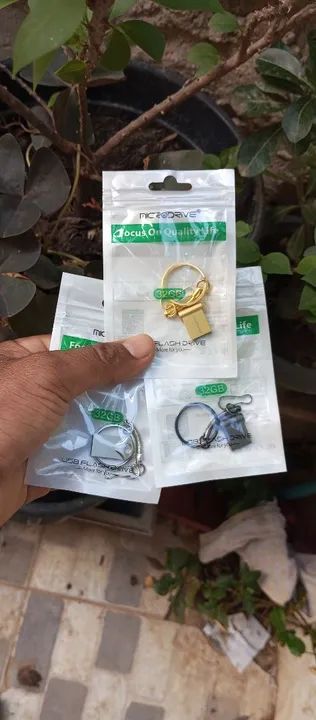 Pendrive 32 gigas metal 