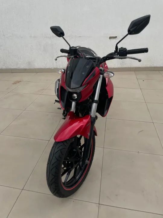 YAMAHA FZ25 250FAZER 2023/2023 12 Mil Km  - Foto 7