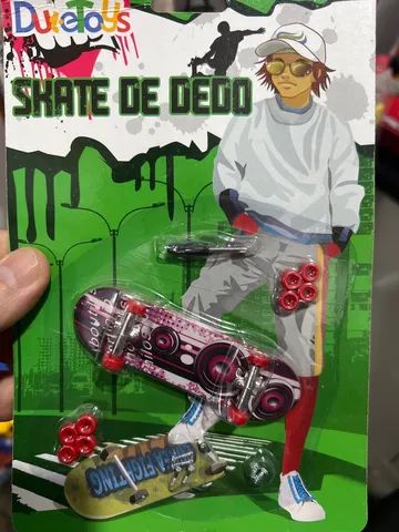 Skate de dedo com rodinhas e chave várias cores e modelos valor unidade  - Foto 2