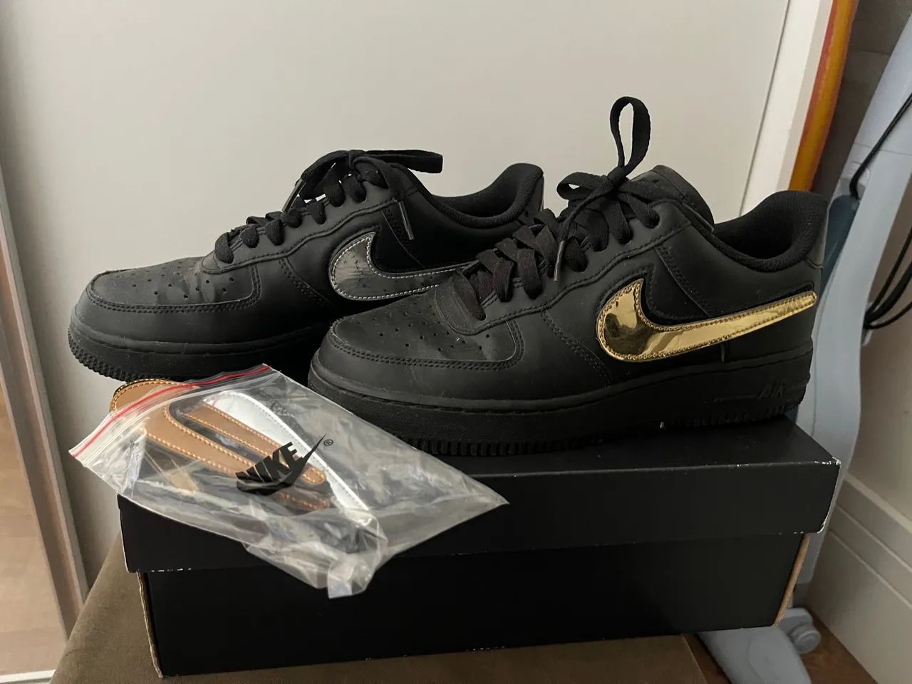 Nike Airforce 1 Swoosh Pack (Aceito Troca em Pokemon)