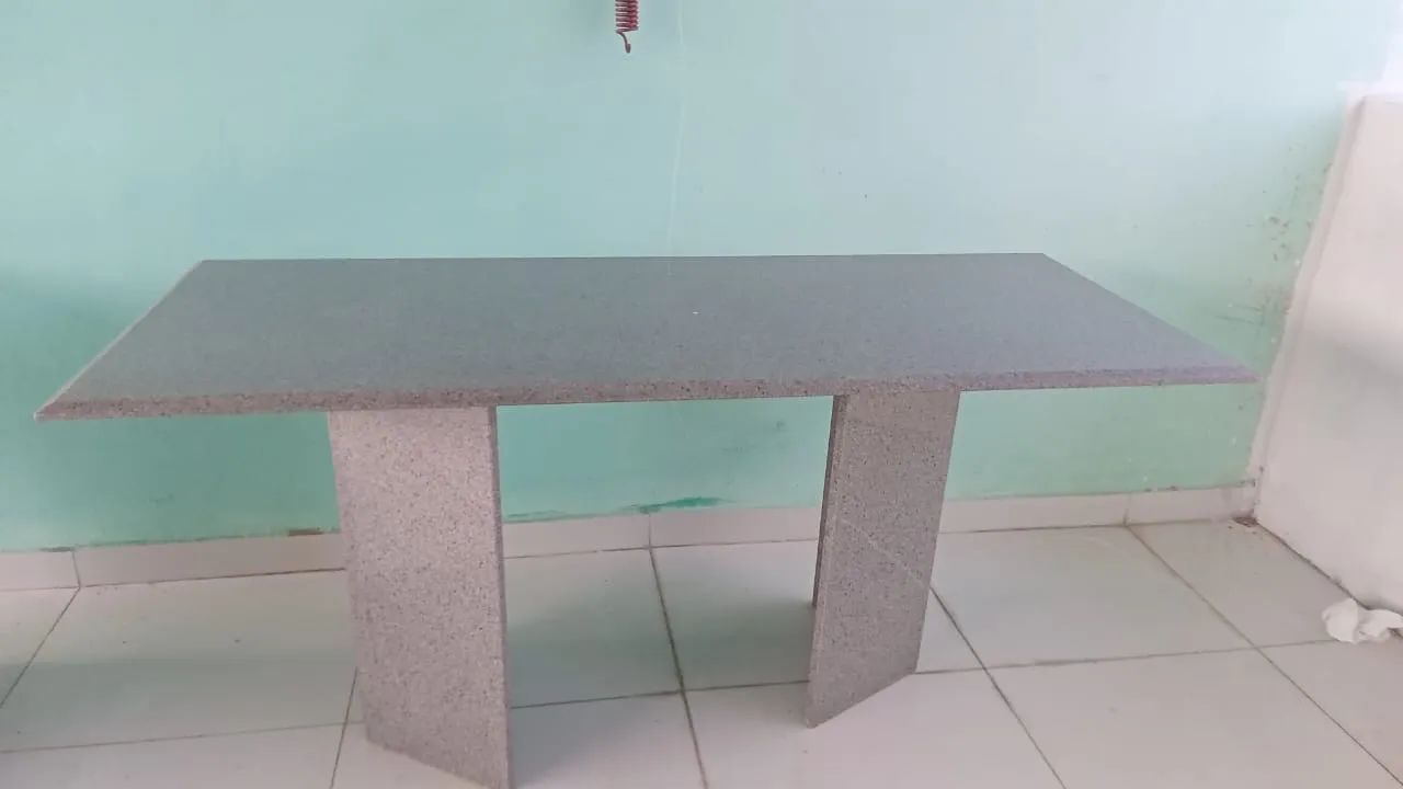 Mesa de granito
