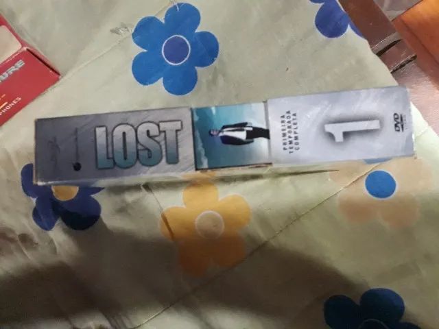  Lost - leia - primeira temporada -  - Foto 2