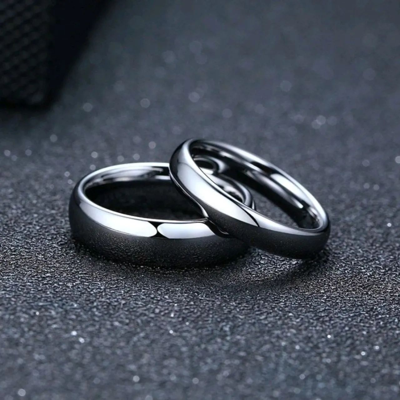 Par de Alianças de Aço Inoxidável, Dourada e Prateada - Foto 4